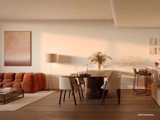Spacious Two Bedroom Residence in the heart of Roseville