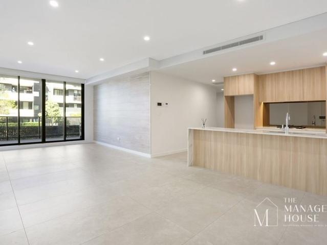 Spacious Two Bedroom + Study