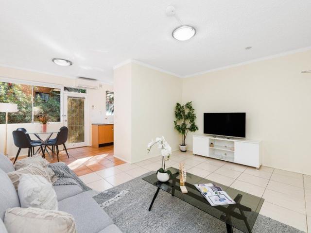 Spacious Two Bedrooms with Natural light