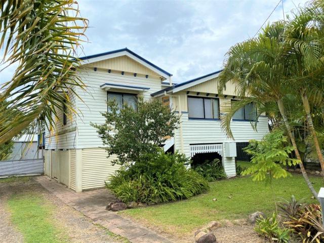 Spacious Two Storey Family Home with Large Yard