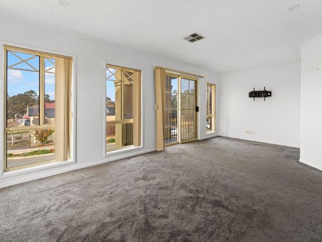Spacious Two Storey Family Living with Solar & Exceptional Outdoor Entertaining