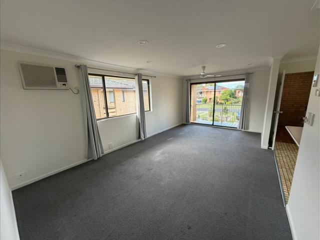 Spacious Two Storey Four bedroom Unit in Popular Westlawn