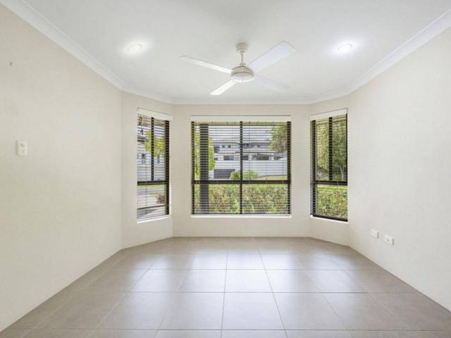 Spacious Two Storey, Four Bedroom Home just minutes from the CBD!