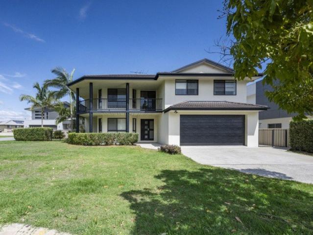 Spacious Two Storey, Four Bedroom Home just minutes from the CBD!