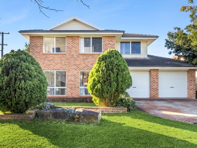 SPACIOUS TWO STOREY HOUSE IN BLUE CHIP SETTING