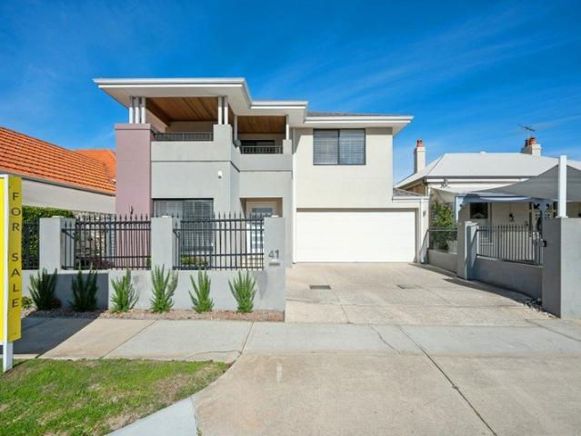 Spacious Two Storey Living with Multiple Family Zones