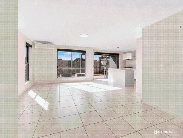 Spacious Two Storey Townhouse in Convenient Nambour Location