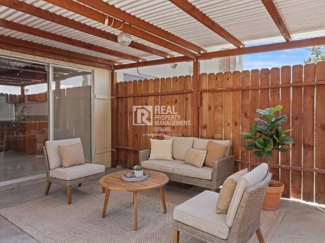 Spacious Two Story Townhome Near UC Riverside – 2 Bed, 1.5 Bath with Large Private Patio!