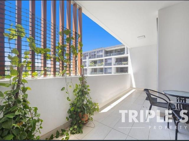 Spacious Unfurnished 1 Bed + Huge Study Room with Large Balcony | Feels Like a 2 Bedroom