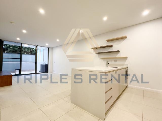 Spacious Unfurnished 1 Bed + Large Study with Huge Private Courtyard | Feels Like a 2 Bedroom
