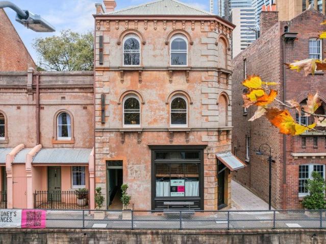 Spacious Unfurnished Three Level Terrace in the Heart of The Rocks