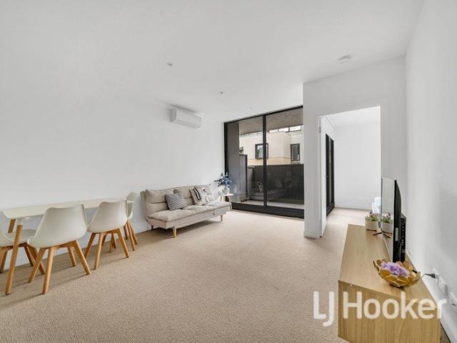 Spacious Unfurnished Two Bedroom Apartment with Resort Style Facilities