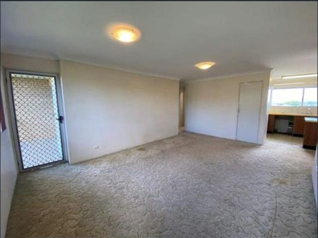 Spacious Unit on the Top floor