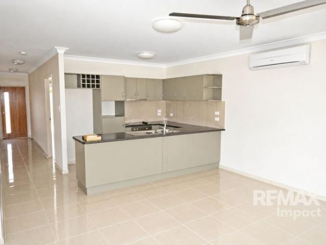 Spacious Unit Close to Town!