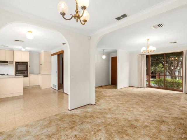 Spacious Unit in Croydon