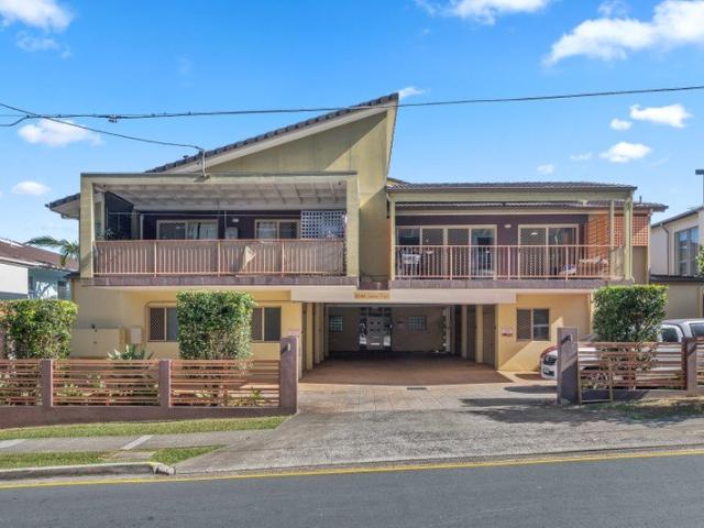 Spacious unit in excellent location