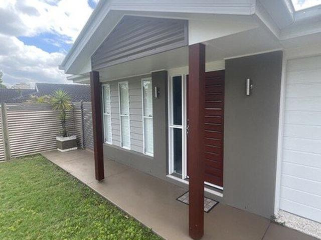 Spacious Unit in Prime Location