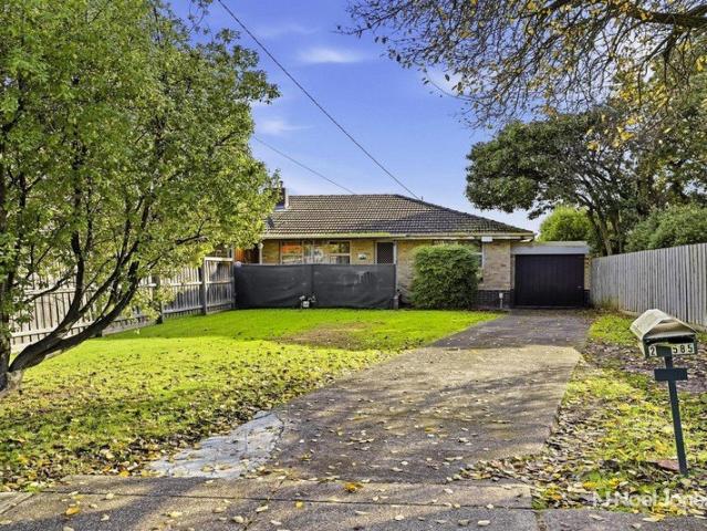 Spacious Unit Living on an Exceptional 567sqm Approx