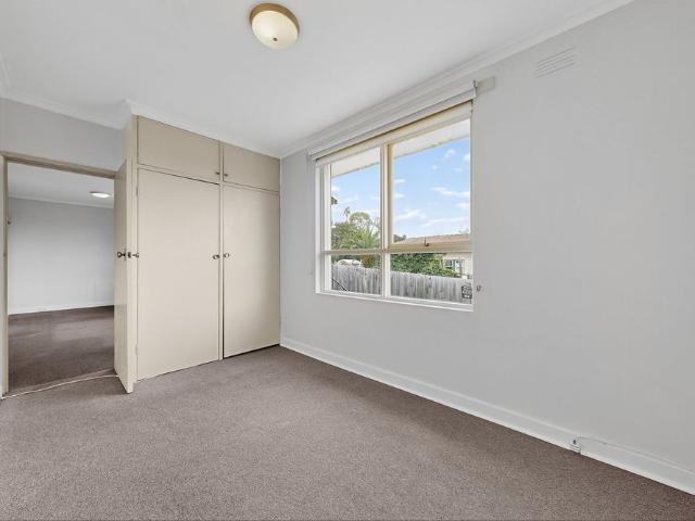Spacious Unit with Large Private Courtyard