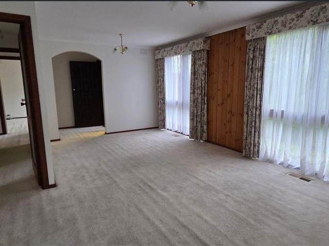 Spacious Unit with Northerly Aspect