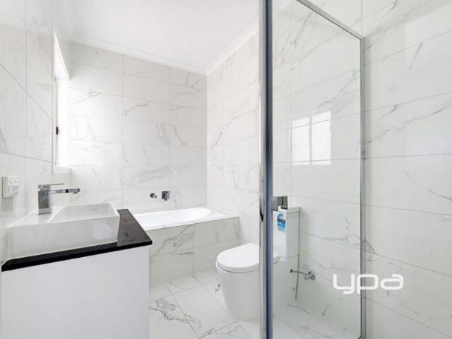 Spacious Unit!