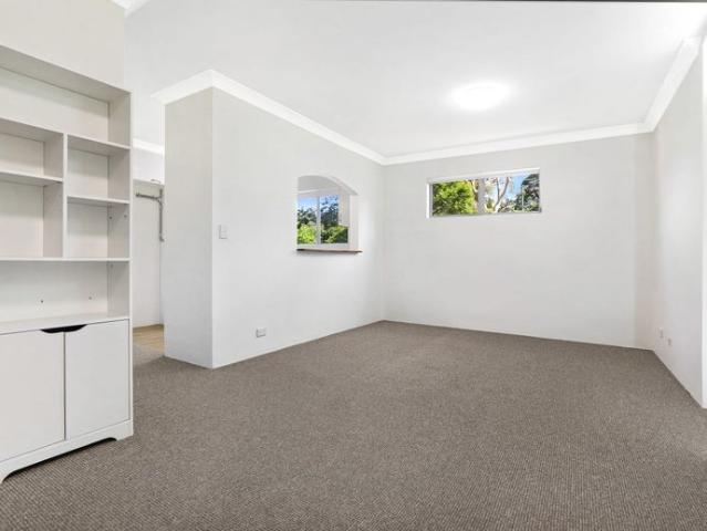 Spacious Unit