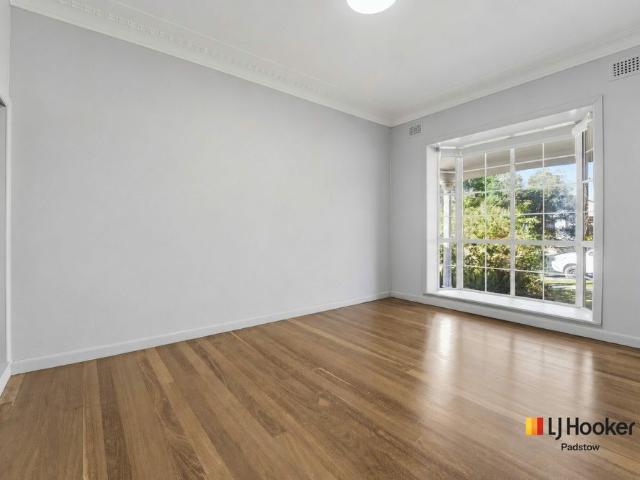 Spacious Updated Family Home in a Prime Padstow