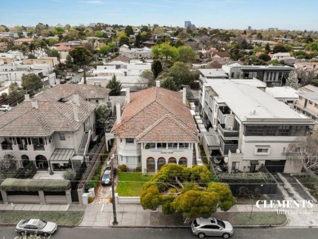 Spacious Updated 1930s Apartment with Study, Sunroom & Flexible Floorplan