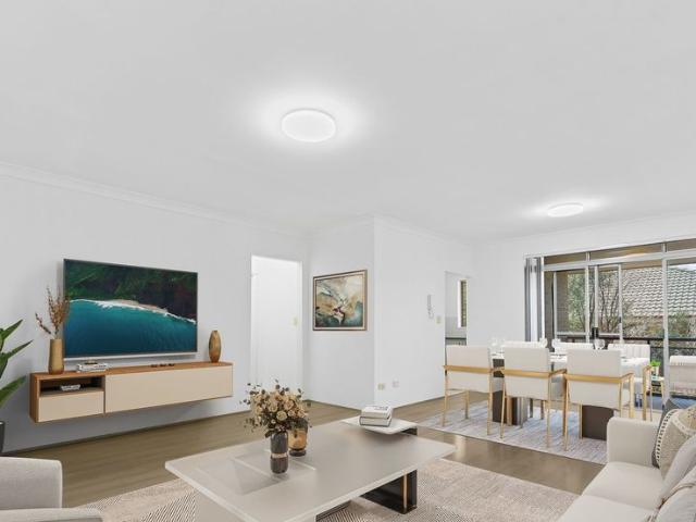 Spacious & Updated 2 Bedroom Apartment With Bonus 2 Car Garage