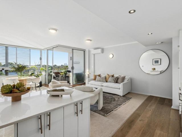 Spacious urban sanctuary of style and convenience