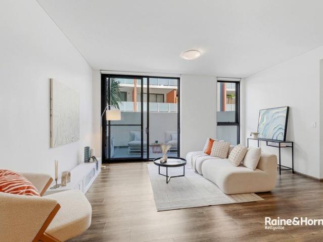 Spacious & Versatile Apartment with Huge Storage and a Flexible 3rd Bedroom Option