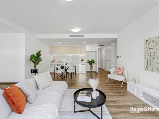 Spacious & Versatile Apartment with Huge Storage and a Flexible 3rd Bedroom Option