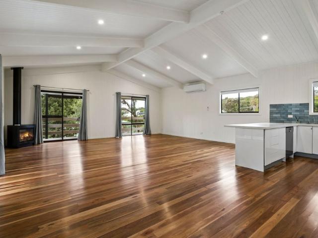Spacious & Versatile Family Home with Huge Bonus Room