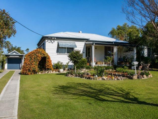 Spacious, Versatile Living in a Prime Location