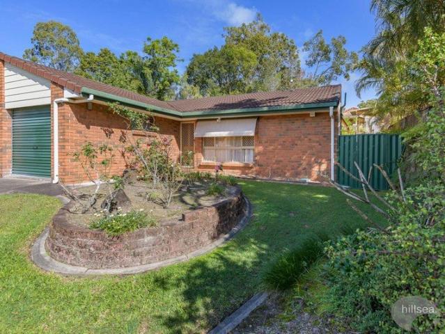 SPACIOUS, VERSATILE & PACKED WITH POTENTIAL A HIDDEN GEM IN A PEACEFUL CUL DE SAC