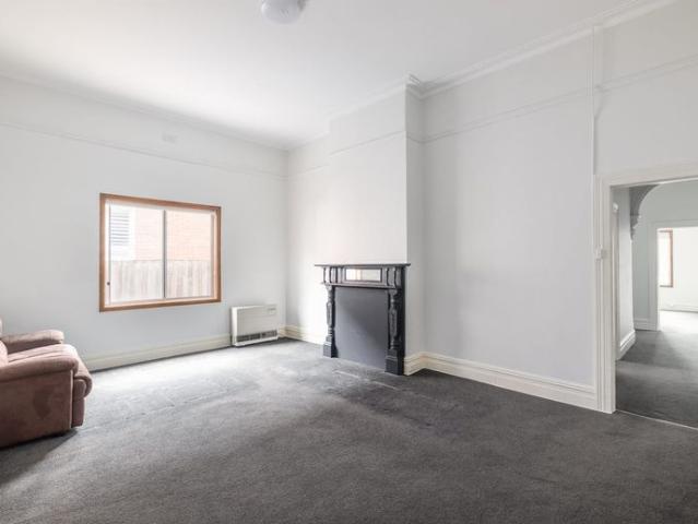 Spacious Victorian Family Home in a Premier Windsor Location