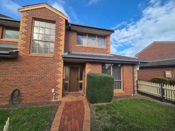 Spacious Villa with Exceptional Convenience