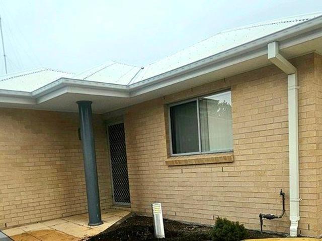 Spacious Villa Living in a Prime East Maitland Location