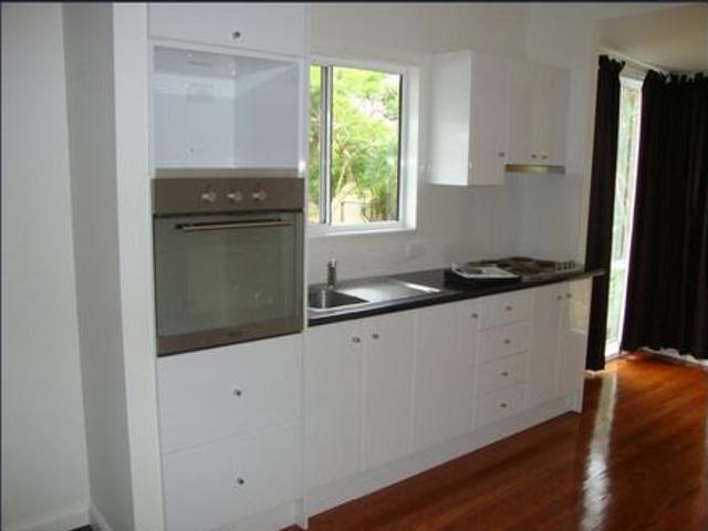Spacious Villa Living Just Moments from the Heart of Town