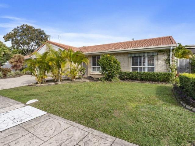 Spacious Villa Living with One of the Largest Yards in the Complex