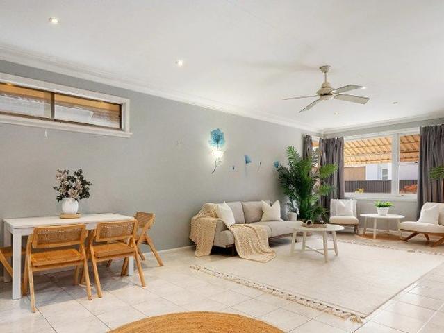 Spacious villa moments from Ramsgate Beach