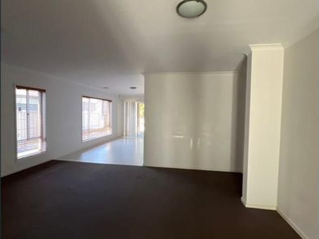 Spacious, Warm & Loving Family Home!