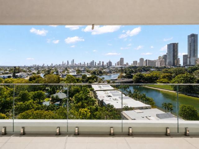 Property Now Vacant & Ready To Move In Sensational Views That Cant Be Repeated
