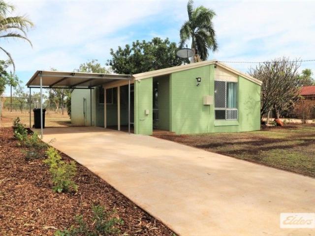 Spacious & Well Maintained Family Home in Katherine East Location