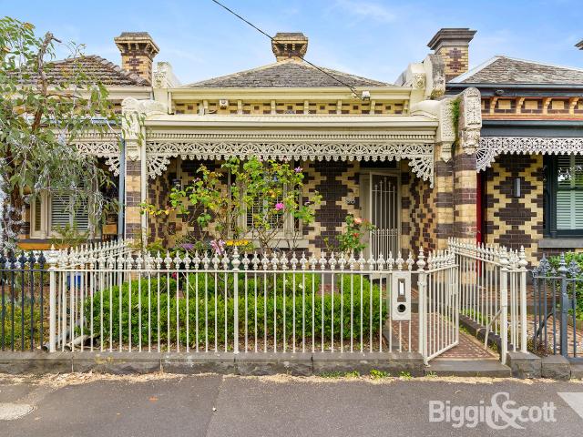 SPACIOUS & WELL PRESENTED CHARMING VICTORIAN HOME