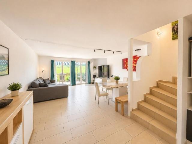SPACIOUS WITH GARDEN AND BALCONY
