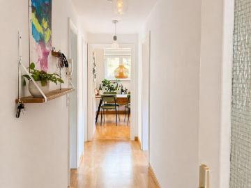 Spacious, wonderful apartment in Stuttgart, Stuttgart Amsterdam Apartments for Rent