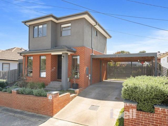 SPACIOUS ZONED LIVING, EASY FAMILY APPEAL