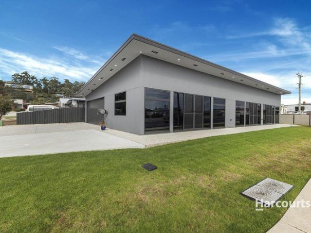 Spacious, Accessible Living with Quality Finishes