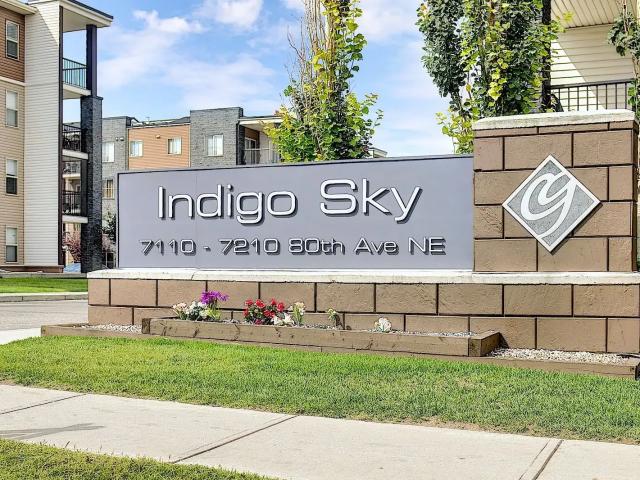 Spacious accessible 2 bedroom condo with heated underground parking — 2 Bedrooms+ Den Condo Unit